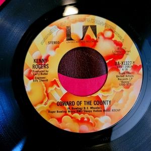 Coward of the County By Kenny Rogers 45 rpm excellent condition 🎶 🎵